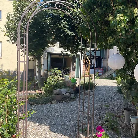 Bed & Breakfast Sousmontoi *